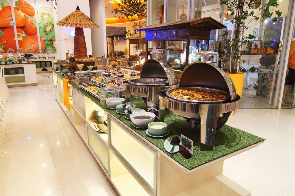 Harris Hotel Batam Center Екстер'єр фото