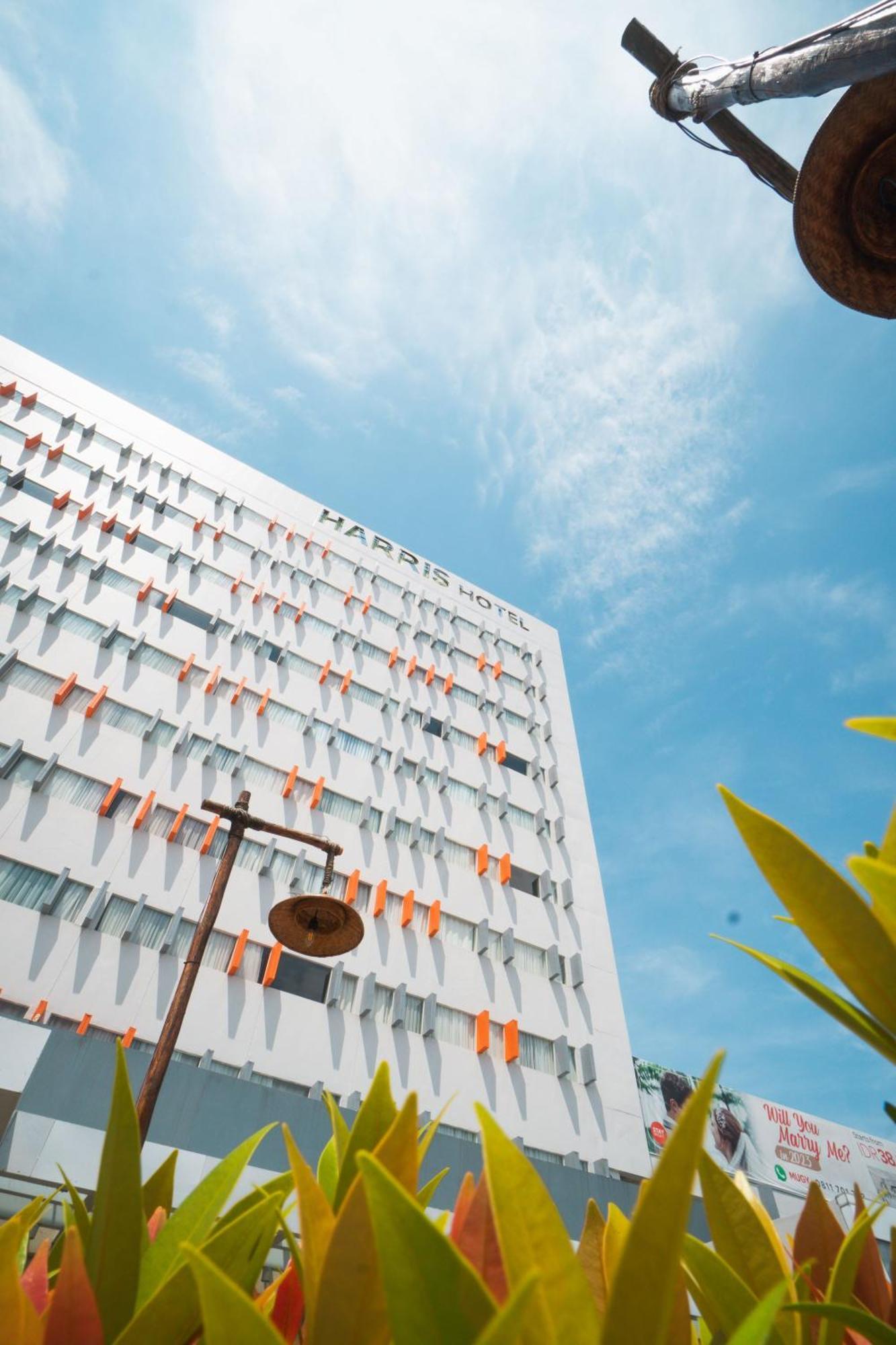 Harris Hotel Batam Center Екстер'єр фото