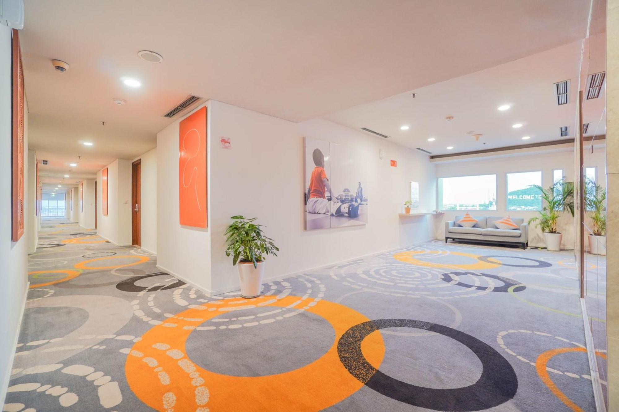 Harris Hotel Batam Center Екстер'єр фото