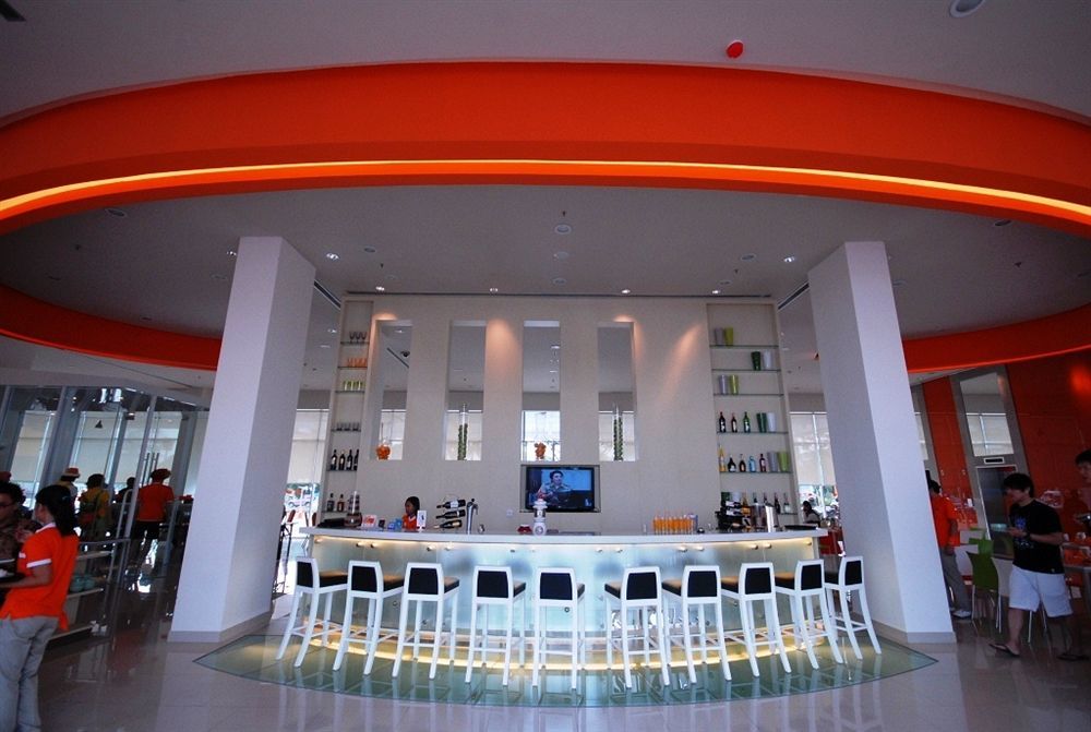 Harris Hotel Batam Center Екстер'єр фото
